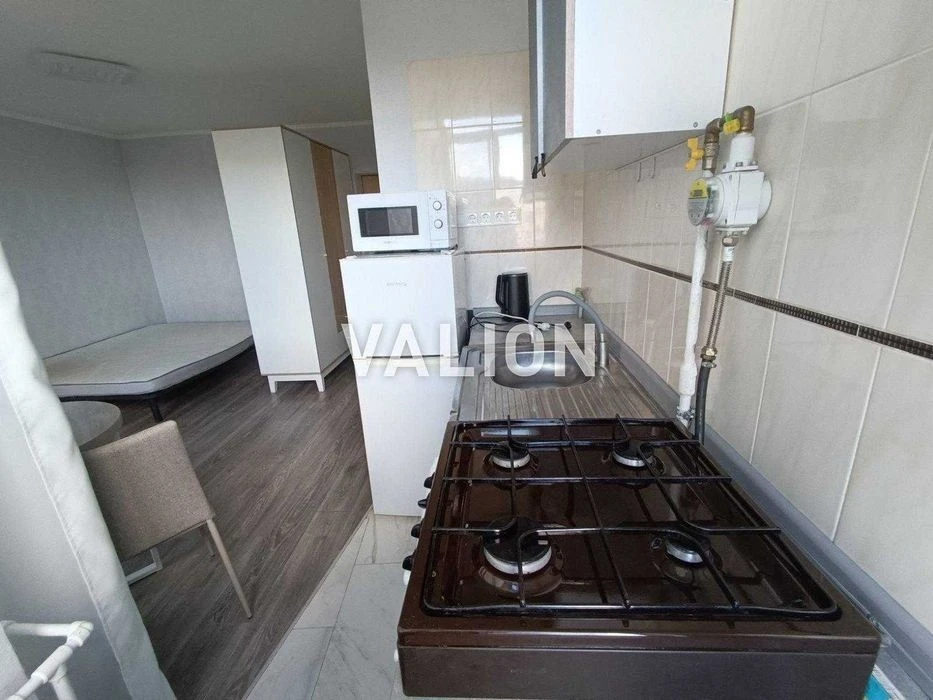 Продаж 1 к. квартира з ремонтом Кирилівська 89, Подільський,