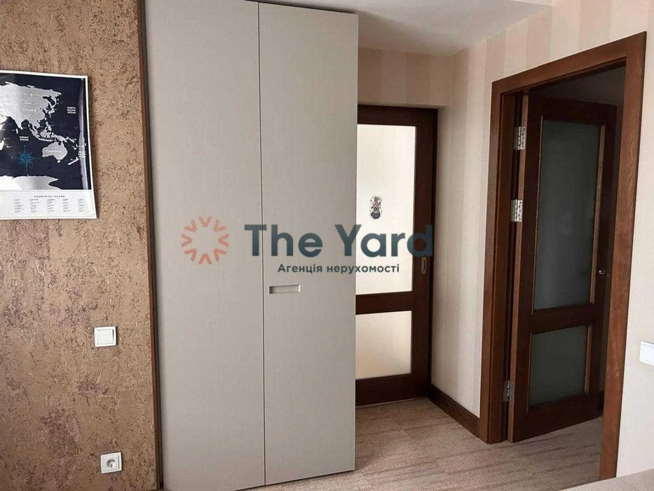 Продаж квартири за адресою Дарницький бульвар, 10А