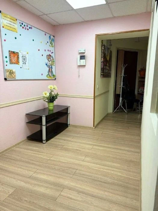 Продаж 4 квартири вул Оленівська метро Тараса Шевченка Поділ