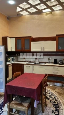 Продаж 4к квартири, Царський будинок, вул. Велика Житомирськ