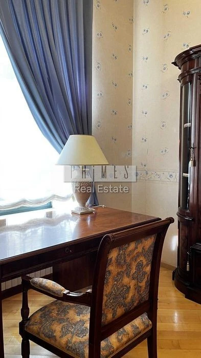 Продаж 4к квартири, Царський будинок, вул. Велика Житомирськ