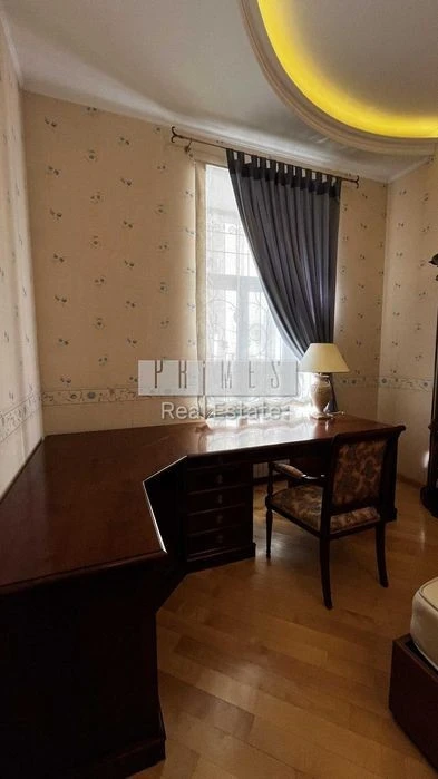 Продаж 4к квартири, Царський будинок, вул. Велика Житомирськ
