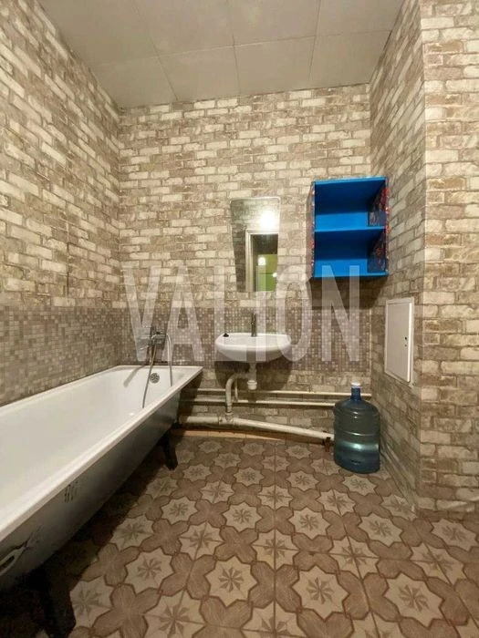 Продаж 2кімнатної квартири 67м. кв., вул. Милославська, 12,
