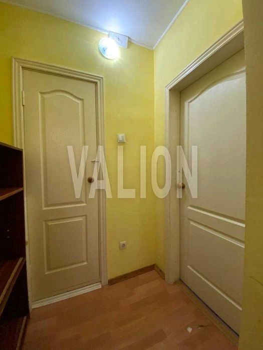 Продаж 2кімнатної квартири 67м. кв., вул. Милославська, 12,