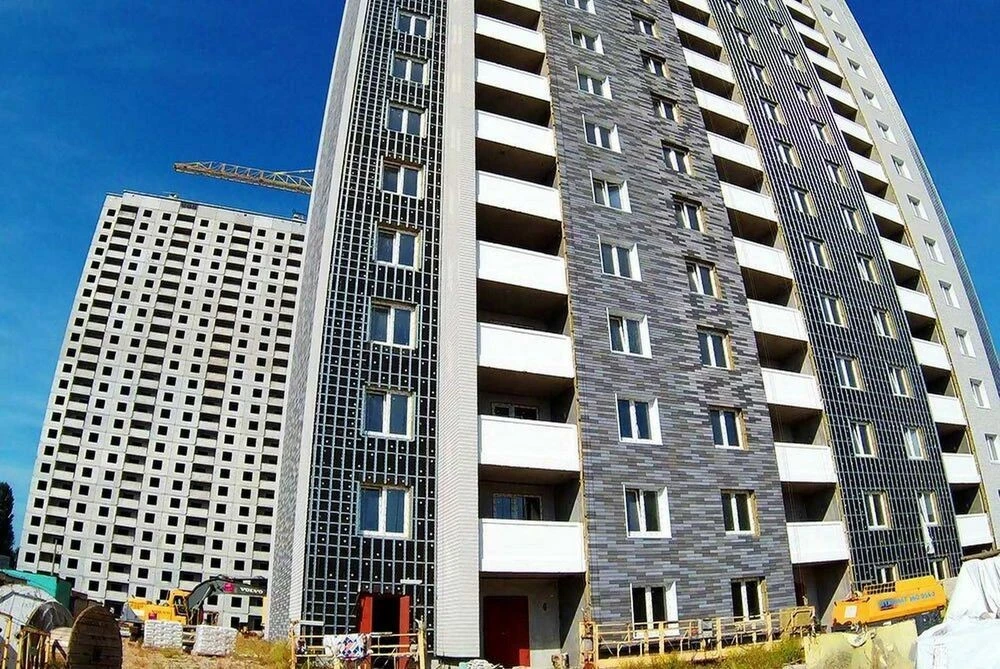 Супер 1-кімнатна-распашонка 61метр в ЖК "Деснянский". Троєщи