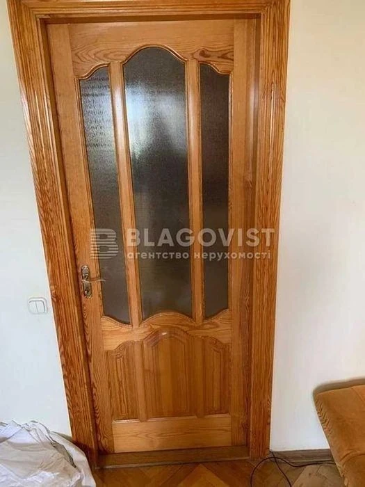 2к. Метро Воккзальна. Шовкуненка, 5 Богданівська. Пр. Повітр