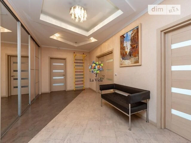 Продаж 5к квартири 171.7 кв. м на вул. Дмитрівська 69 • ID 3