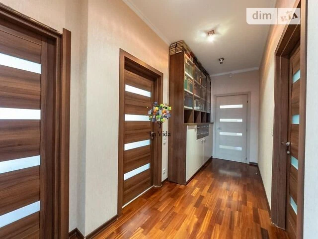 Продаж 5к квартири 171.7 кв. м на вул. Дмитрівська 69 • ID 3