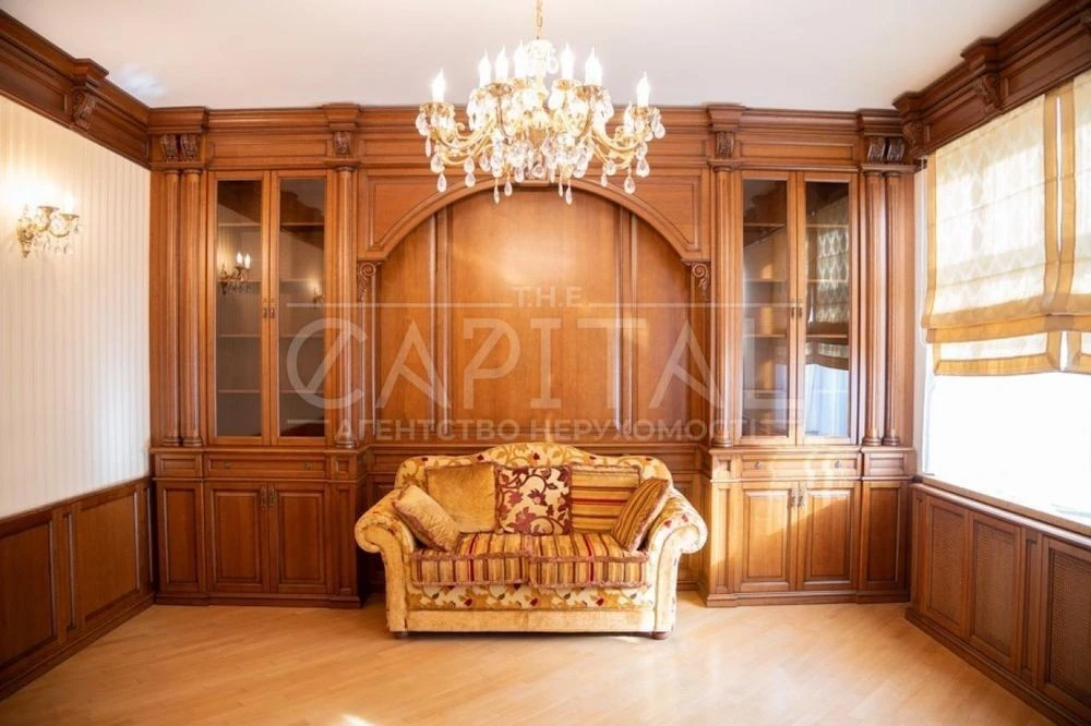 Продаж квартири, вул. Пирогова, м. Університет, Шевченківськ