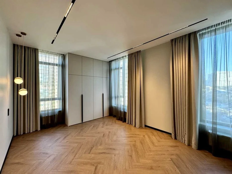 Авторська 3-кімн. 126 м² TRIIINITY | Еліт, паркінг, автономн