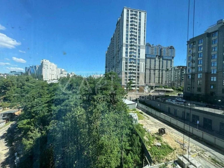 Продаж квартири, ЖК Новопечерські Липки, Драгомирова, Верхог