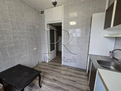Продаж 2 кімн. квартири вулиця Романа Ратушного (Волгоградсь