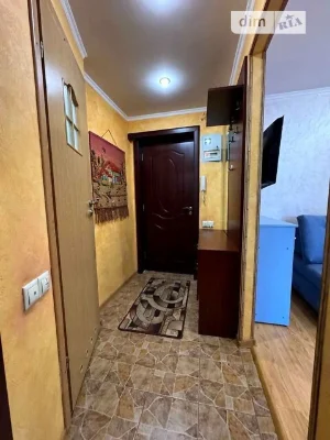 Довготривала оренда 2к квартири на вул. Академіка Щусєва 3 •