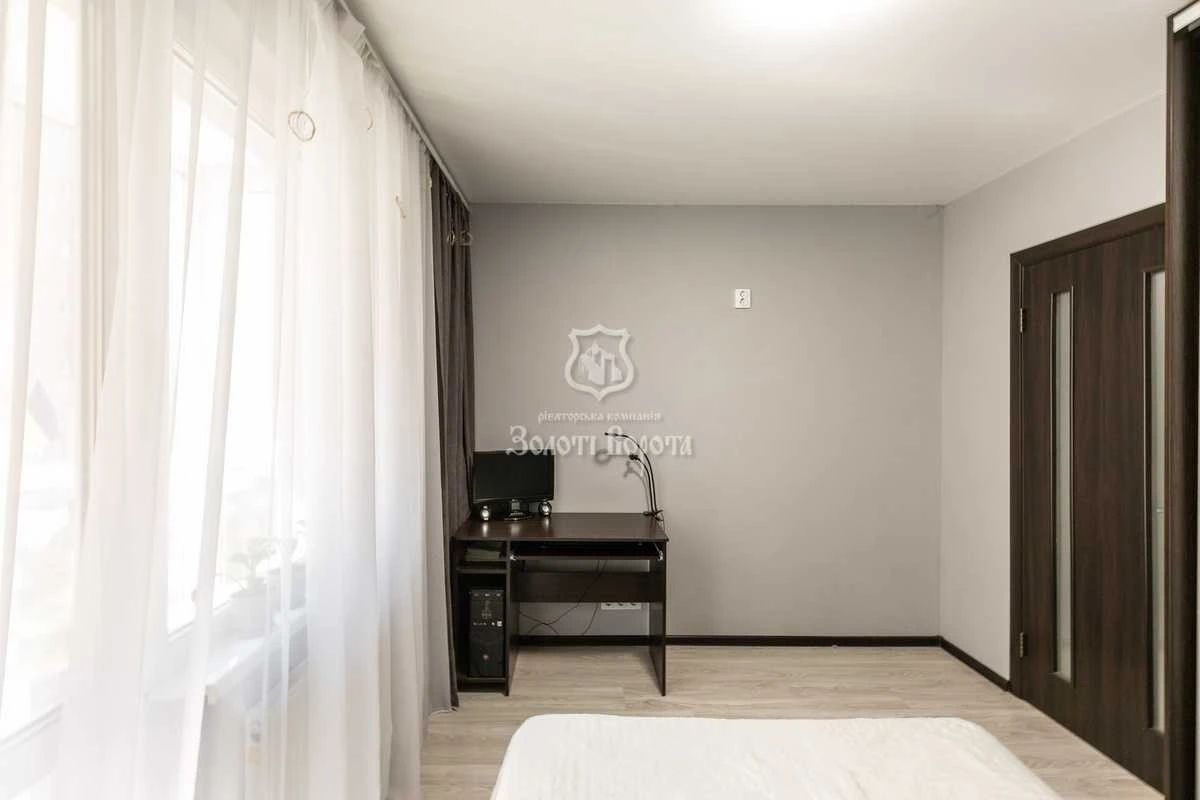 Продаж 1-кімнатної квартири 36.8 м², Стеценка вул., 75М