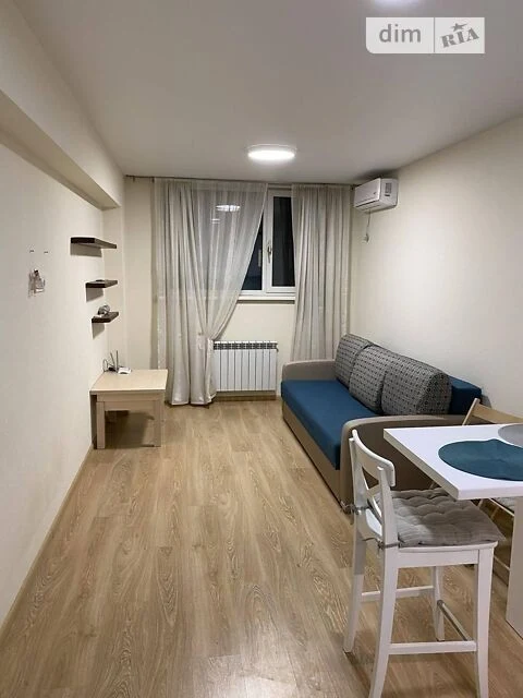 Продаж 1-кімнатної квартири 24.2 м², Машинобудівна вул., 41