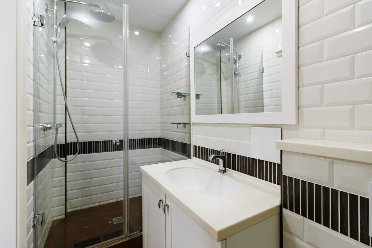 Продаж 4-кімнатної квартири 143.5 м², Дмитрівська вул., 75