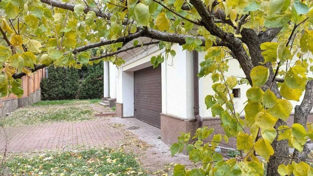 Продаж будинку на пл. Шевченка, в парку Крістерова гірка.