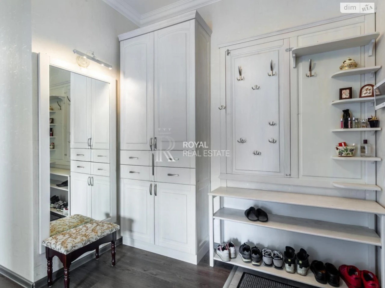Apartment for sale in Saperne Pole