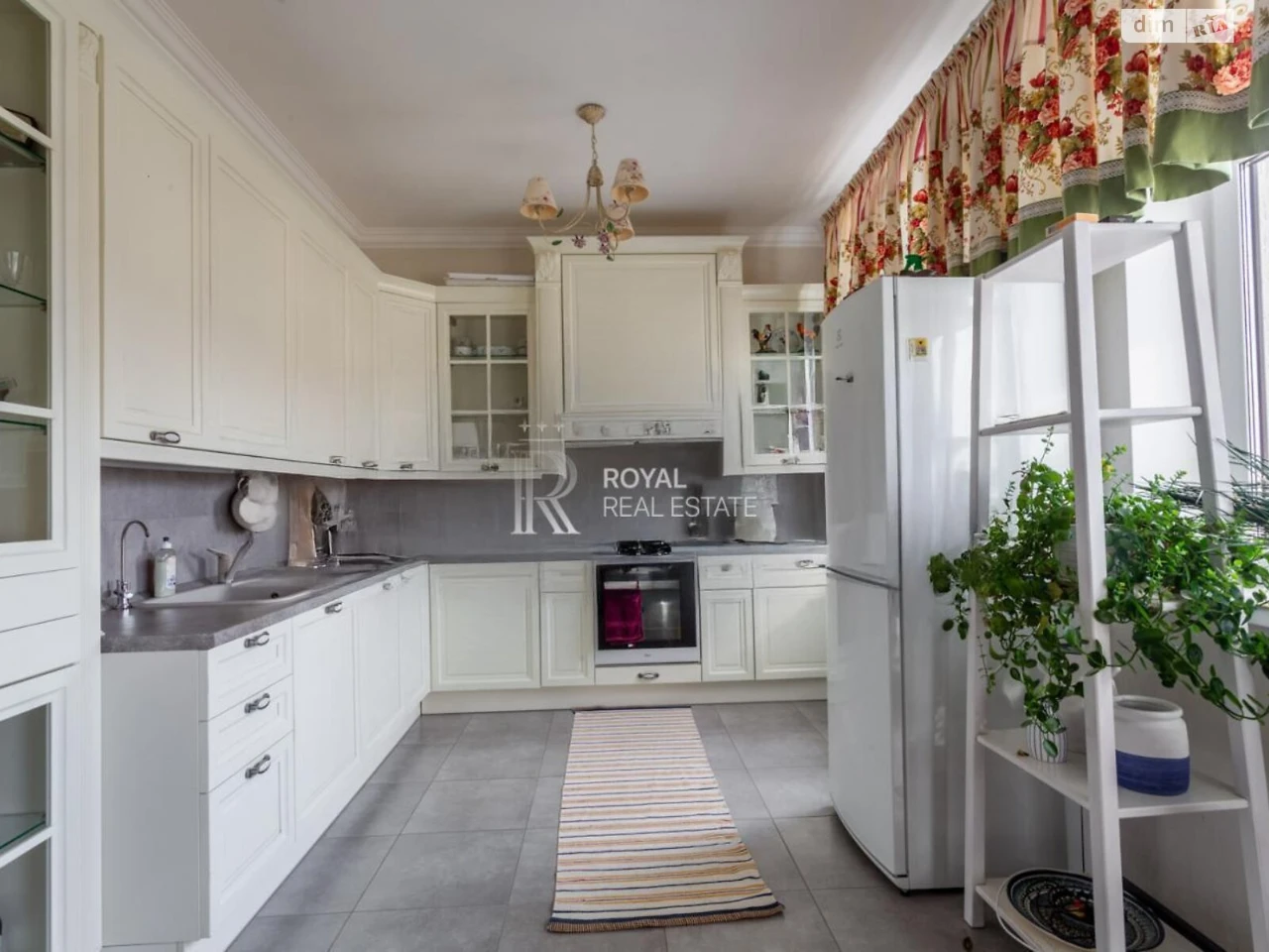 Apartment for sale in Saperne Pole