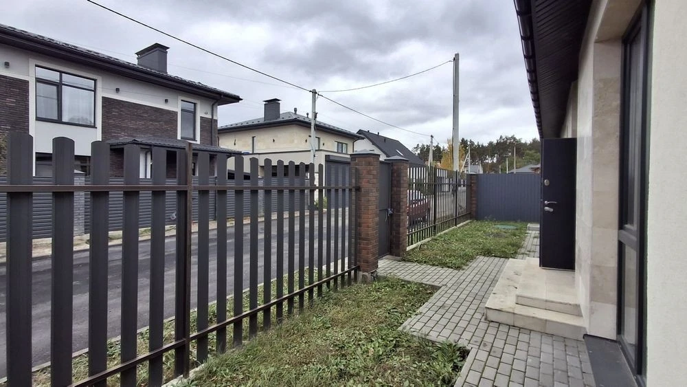 Сучасний будинок біля лісу в Бучі-6 сот. 112 кв, під чистове