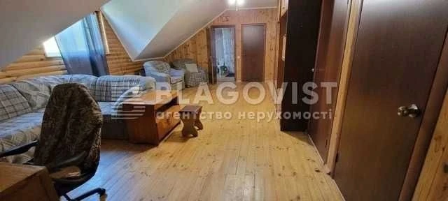 метро Академгородок ул Синеозерная - Дом 233 м кв на 6 сотка