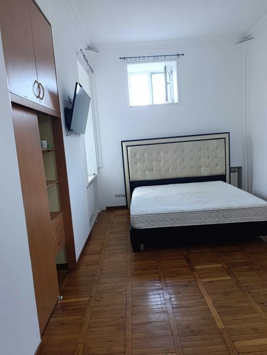 Трехкомнатная квартира с ремонтом, ул. Осипова (В.Корженко),