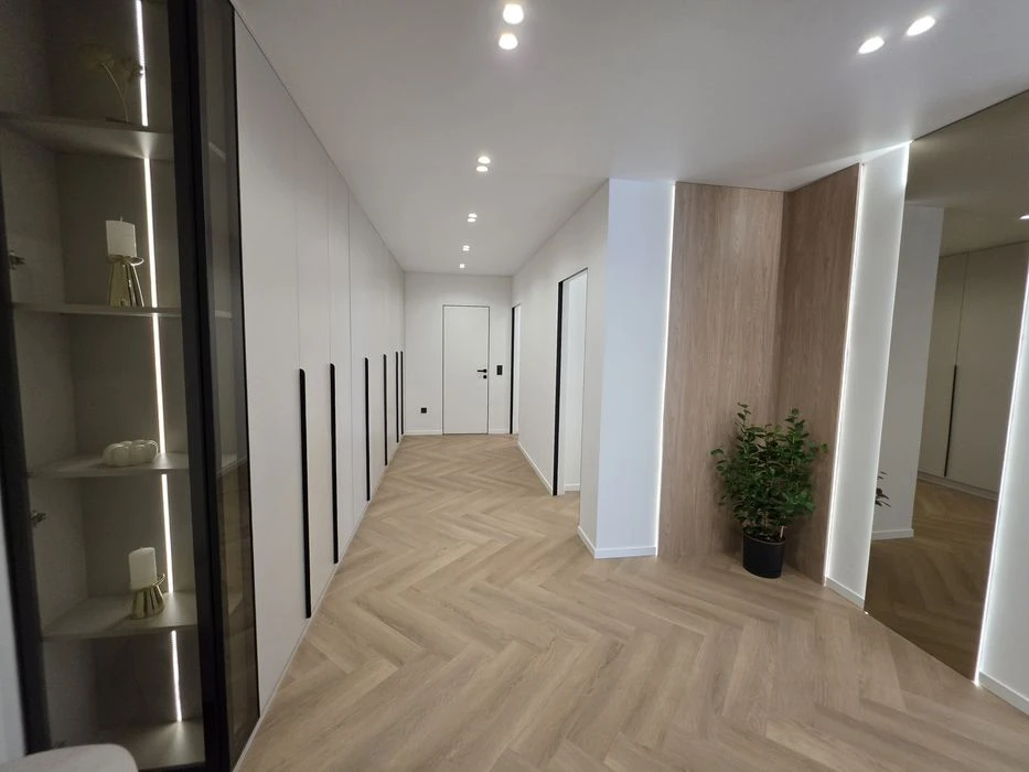 Продаж сучасної 3-кімнатної квартири в ЖК Family Plaza, вул.
