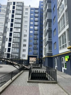 Топова квартира в центрі!