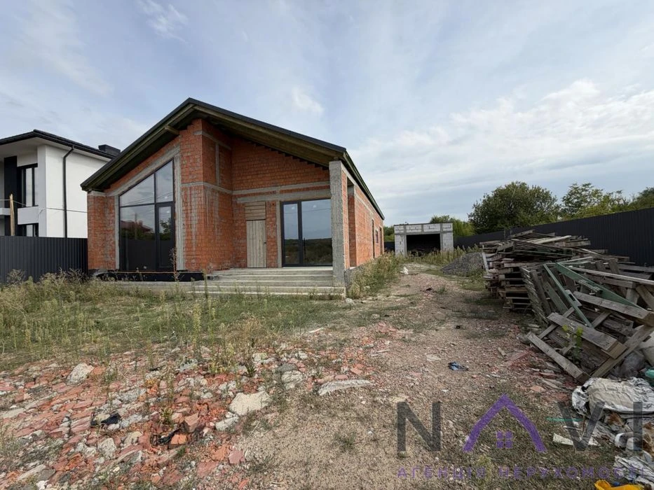 Продаж 3-кімнатного будинку 180 м2 8 сот | Компотний