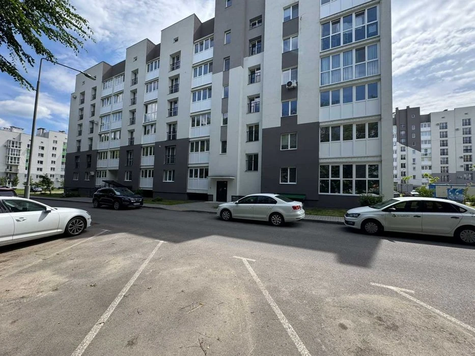 Продаж квартири 52 кв. м.. Академічний. Вінниця