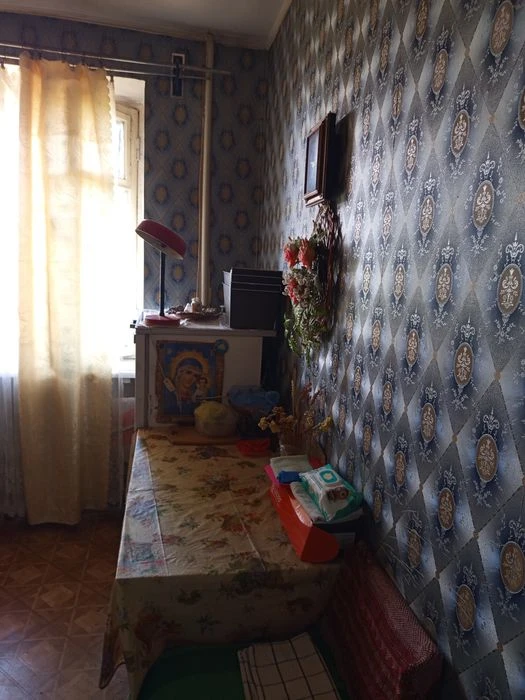 Продається   2х кімнатна  квартира