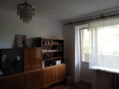 Продаж 3 кімнатної квартири на Корбутівці