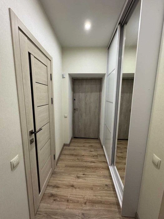 ЖК Полісся 2 | 1-кімнатна 44 м² | кухня 19 м² з ремонтом