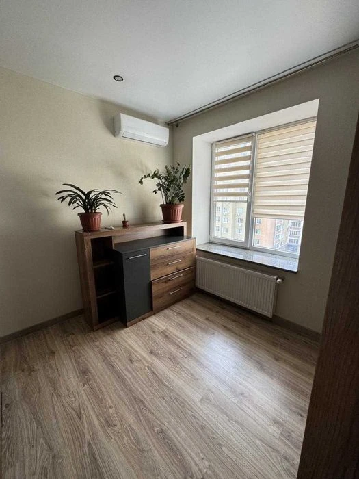 ЖК Полісся 2 | 1-кімнатна 44 м² | кухня 19 м² з ремонтом