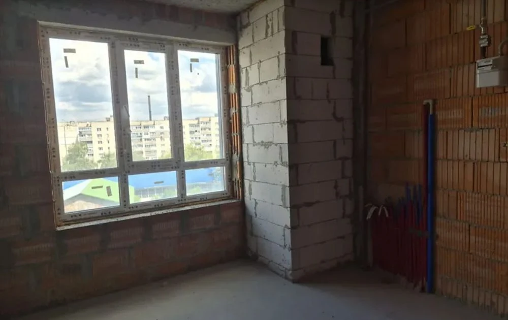 Продаж 2к квартири 65 кв. м на вул. Полковника Данила Нечая