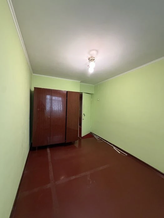 Польова пров.Кондратюка продаж 4 кімн квартири 6/9 поверх це