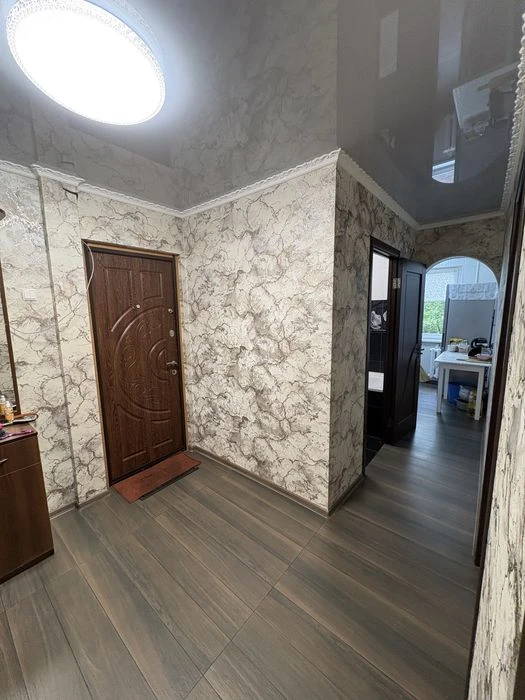 Продам 3 квартиру на Корольова