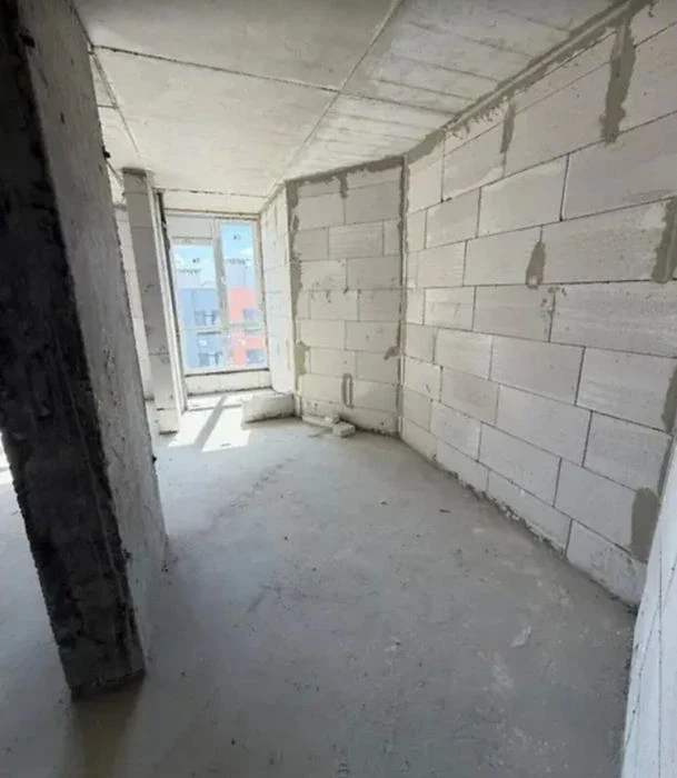 Продаж 1к квартири 34 кв. м на вул. Смакули