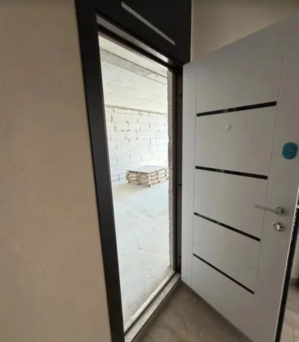 Продаж 1к квартири 34 кв. м на вул. Смакули