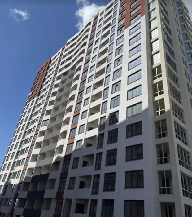 Продаж 1к квартири 34 кв. м на вул. Смакули