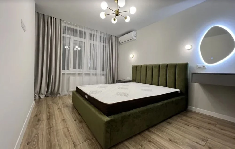 Продаж 2к квартири 58 кв. м на вул. Смакули
