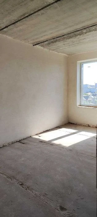 Продаж 1 кімнатна Квартира Виставка Н