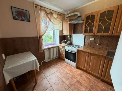 2к вигляд на озеро, цегла, не кутова, 2% оф. все залишається