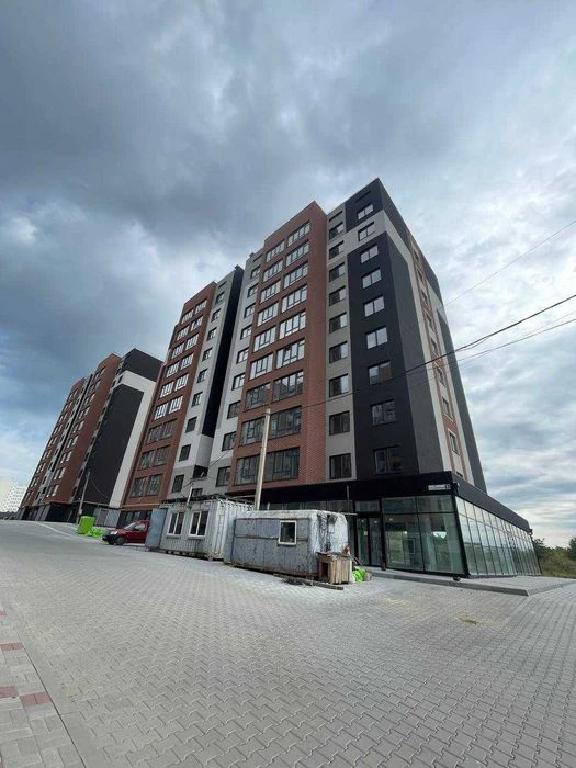 Продаж 2к квартири в мікрорайоні Озерна