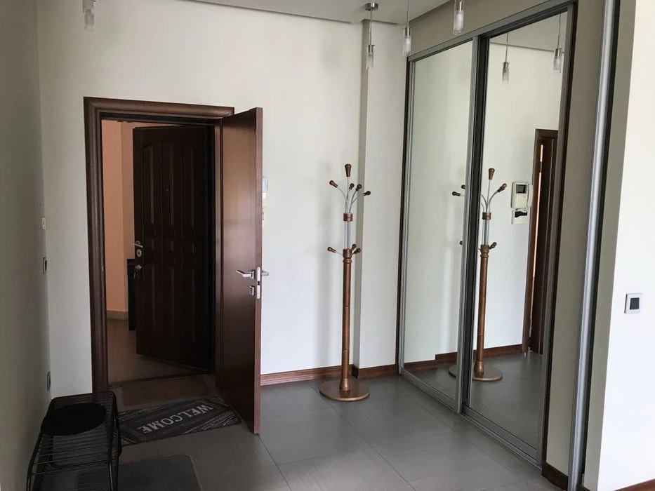 Продаж 3 кімн квартра 132 м² 6/7 ц вул.Кубанська  (терміново