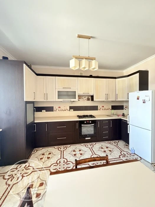Продам 2к Червоної Калини 80 кв.м Автономне опалення