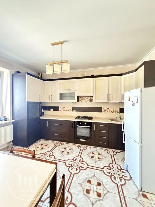 Продам 2к Червоної Калини 80 кв.м Автономне опалення