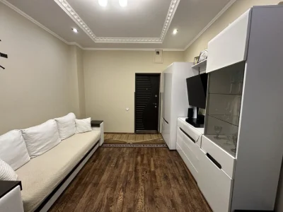 Продаж 36кв м, Рясне, євроремонт