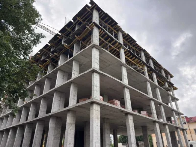 Продаж 3-кімнатної квартири · ЖК «AurA» · вул. Бузкова, 2 ·