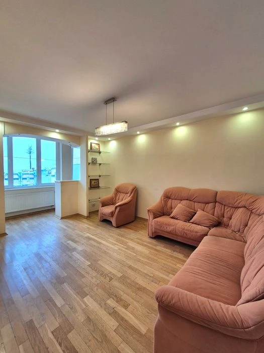 Продаж 3 кім квартири в ближньому центрі вул. Ніжинська 70 м